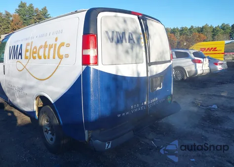 2008 Chevrolet Express Work Van из США, поврежденный, VIN 1GCGG25C581145081